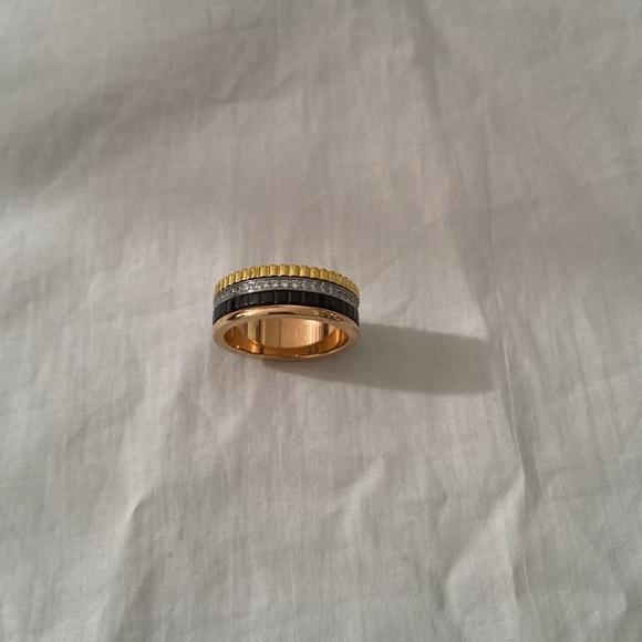 Boucheron Quatre Classique Ring - Picture 4 of 8